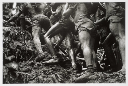 Mining, Brazil 1986 © Sebastião Salgado