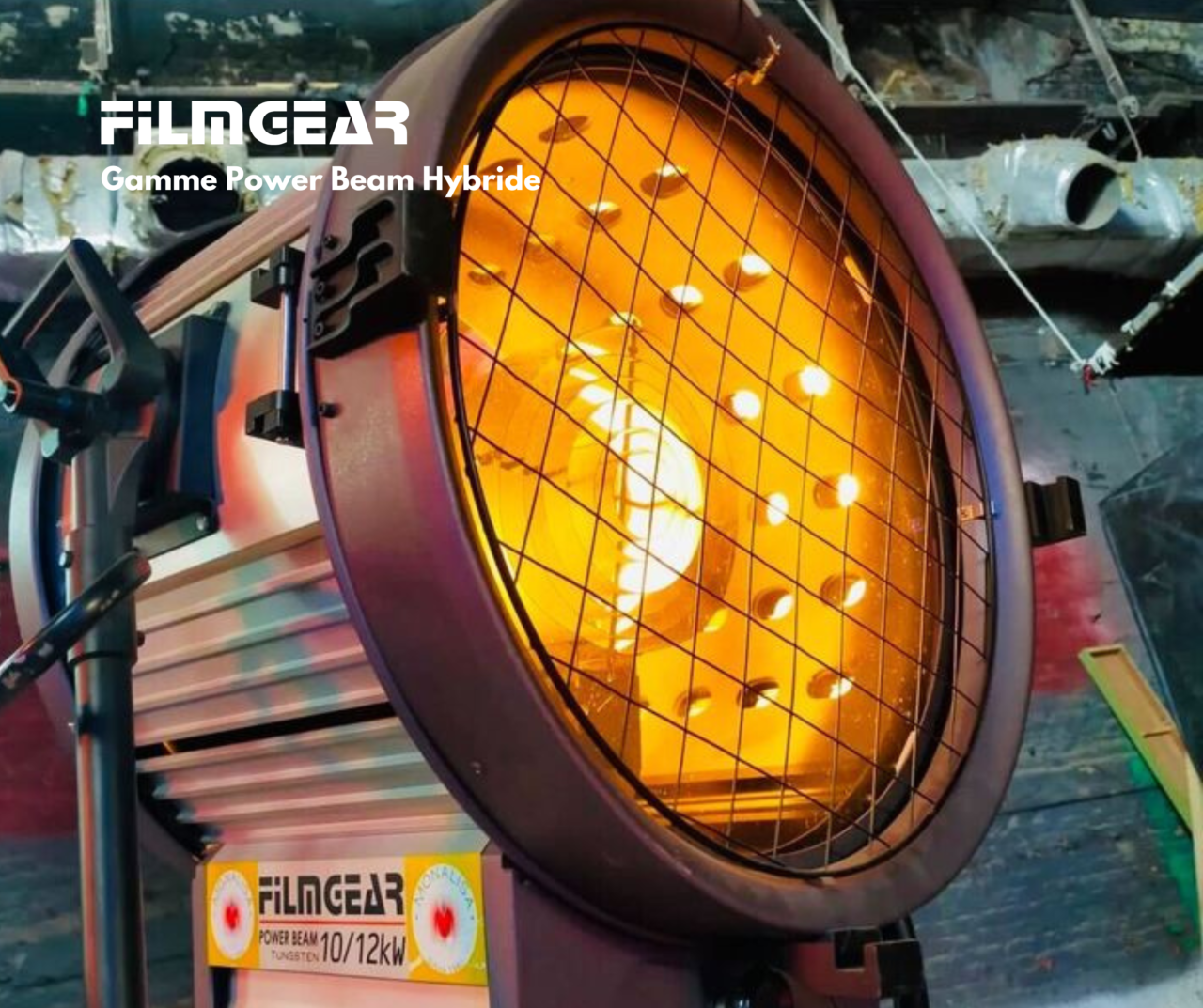 Gamme projecteurs Power Beam de FilmGear : hybrides, flexibles et polyvalents. - Union des Chefs Opérateurs